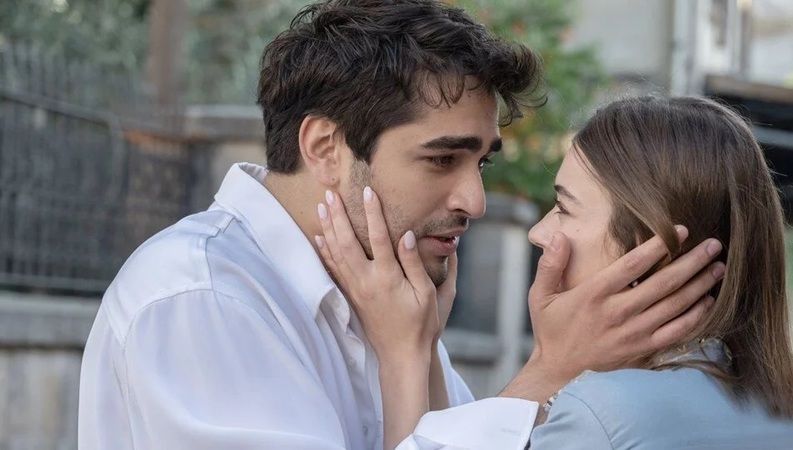 Star TV'de kriz! Yalı Çapkını dizisine Mert Ramazan Demir'i yolcu edecek yeni oyuncu 1